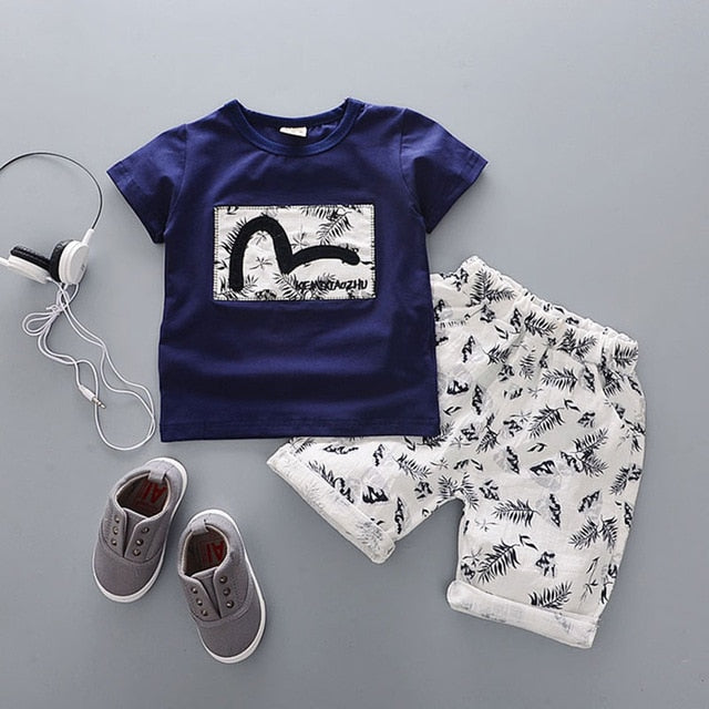 Kid's Round Neck Cartoon Print T-Shirt With Pocket Short Set