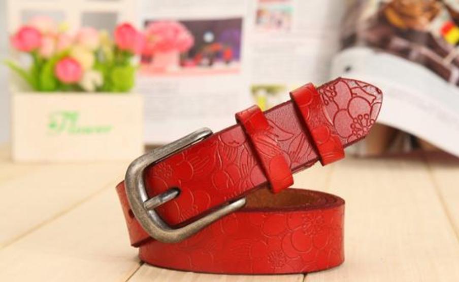 Women's Genuine Leather Floral Printed Alloy Pin Buckle Closure Belts