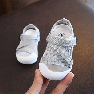 Baby's Round Toe Mesh Patchwork Anti-Slip Hook & Loop Shoes